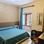 Maria Giardini Naxos