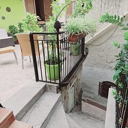玛丽亚别墅住宿加早餐旅馆 住宿加早餐酒店 3*